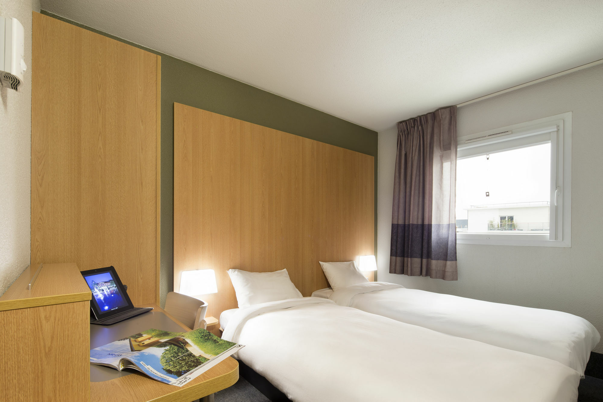 B&B Hotel Арас Екстер'єр фото